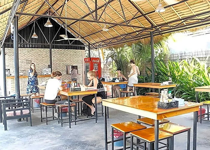 Pool Party Hostel