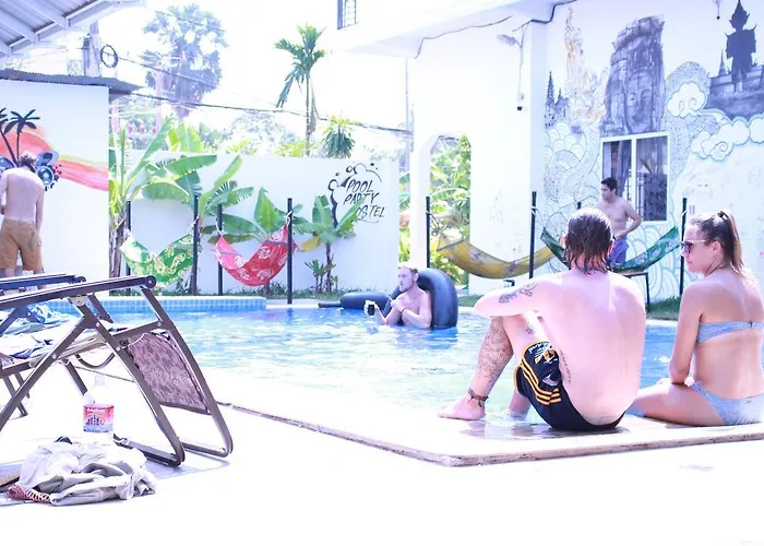 Hostel Pool Party *